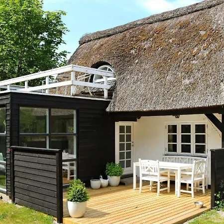 Tatil Evi Tranquil Waterfront Cottage-by Traum *